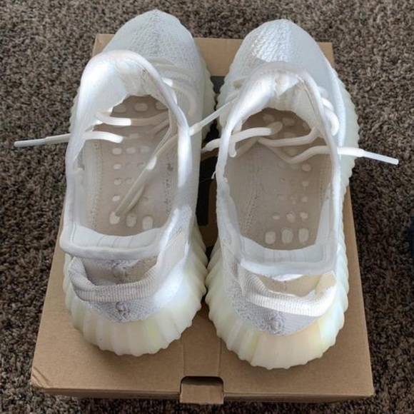 Cream White Yeezy 350 Boost